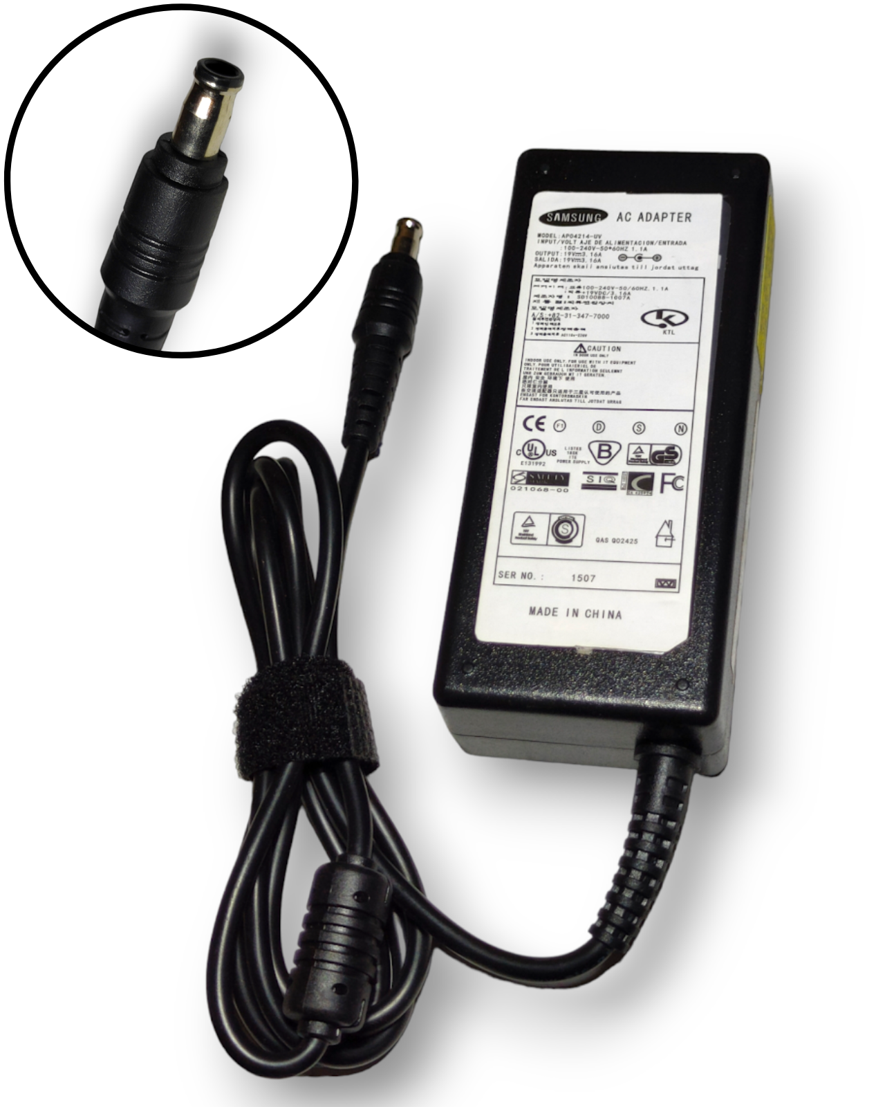 Cargador para Laptop Samsung 19V 3.16A 3mm